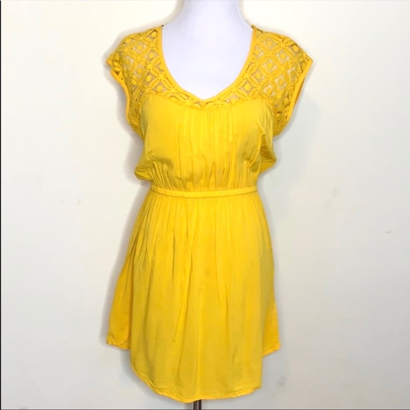 love on a hanger Dresses & Skirts - Love On A Hanger Lace Top Yellow Dress (D90)